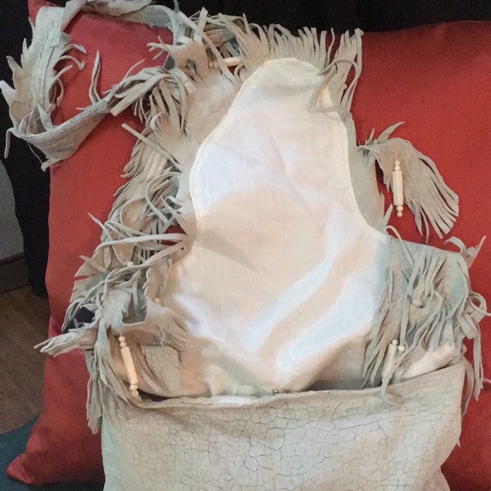 Hand made, vintage lamb skin leather fringe bag. - Picture 4 of 7